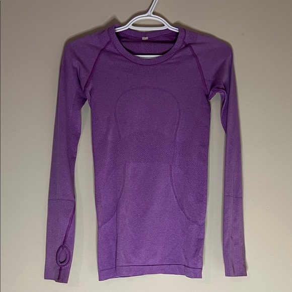 lululemon athletica Tops - Lululemon Swiftly Tech Long sleeve shirt